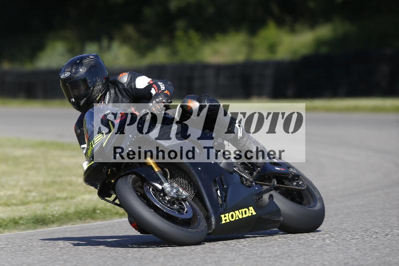 /17 17.05.2025 PROMAX ADR/Gruppe rot/188-1